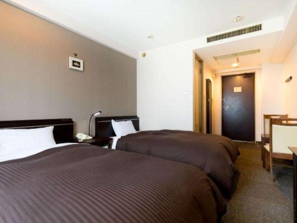 Hotel Yutaka Wing Izumisano Buitenkant foto