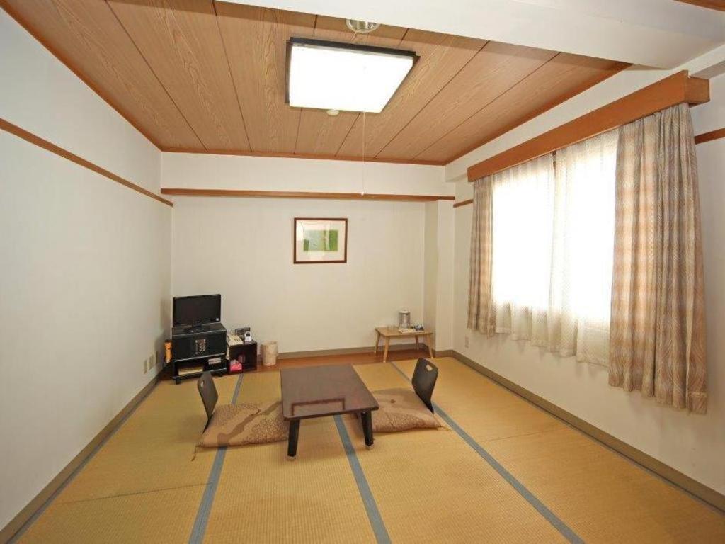 Hotel Yutaka Wing Izumisano Buitenkant foto