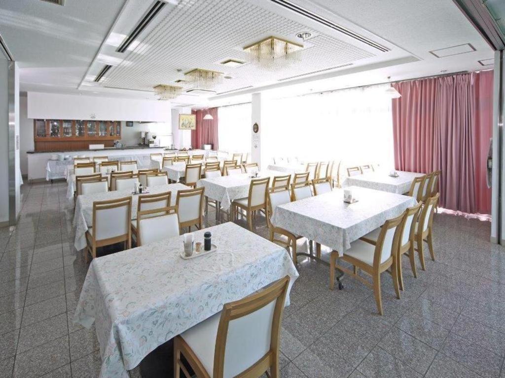 Hotel Yutaka Wing Izumisano Buitenkant foto