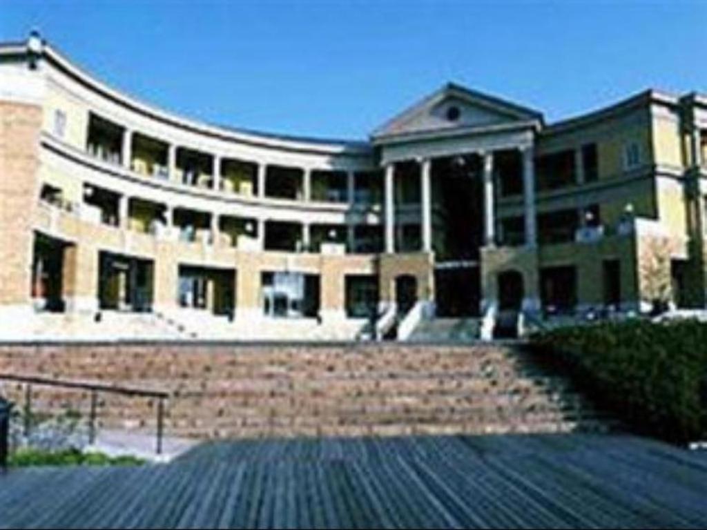 Hotel Yutaka Wing Izumisano Buitenkant foto